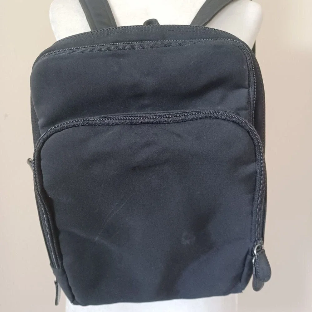 HOBO International Backpack Vintage 90s Y2K‎ Nylon Black Adjustable Straps